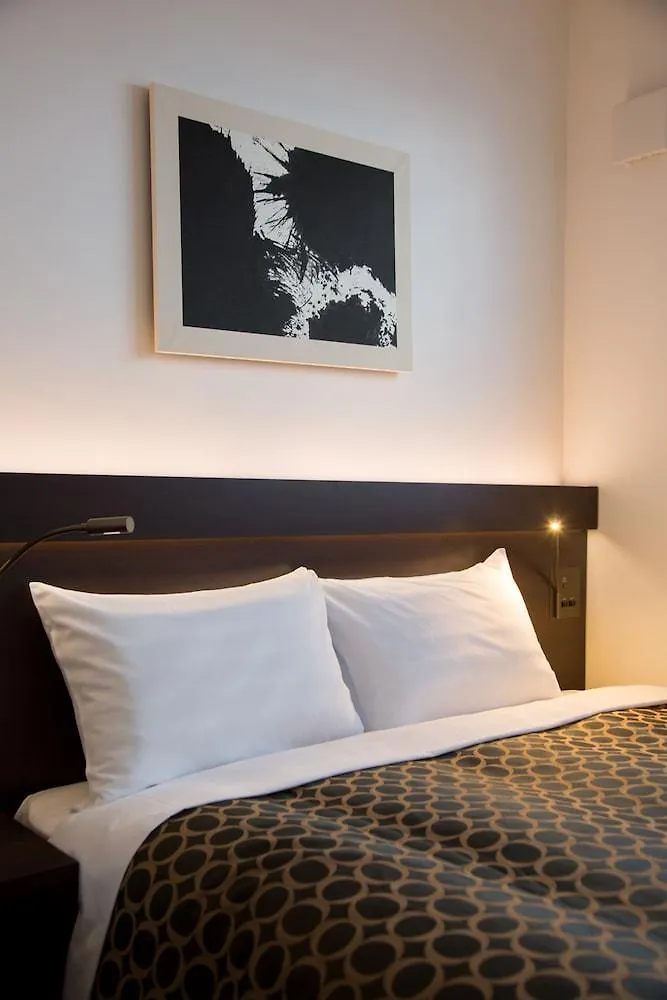 Hotel Dorf Kawaramachi Nijo 京都 3*,